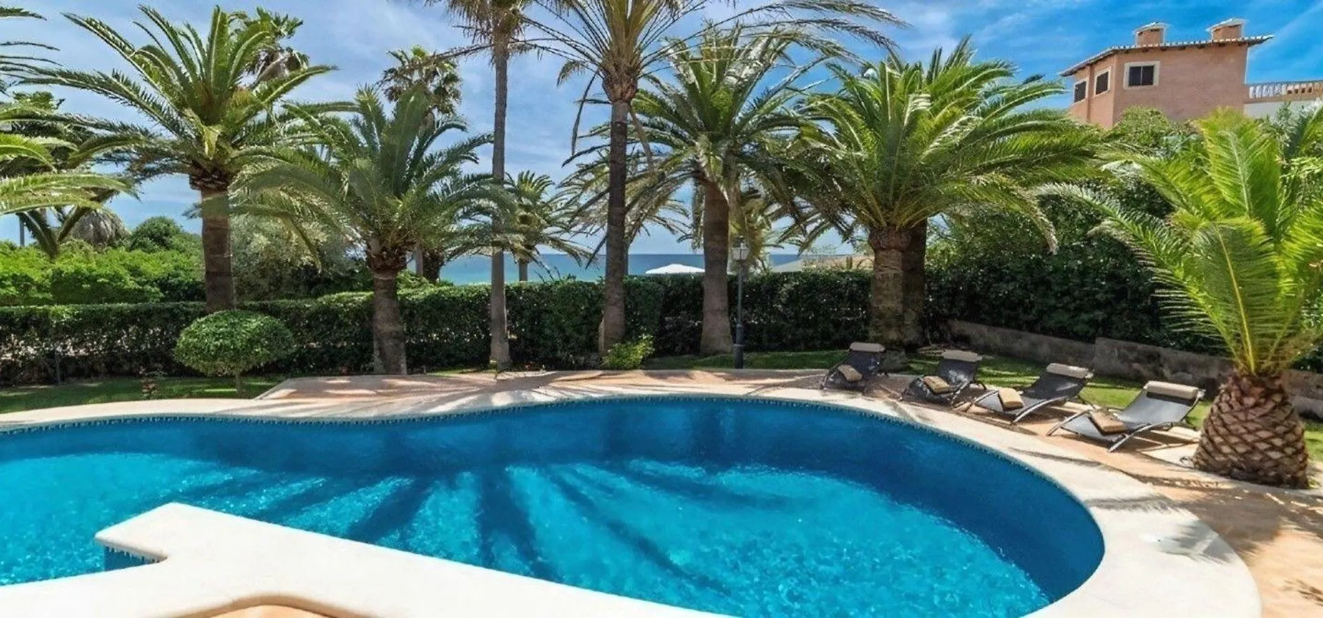 Semesterbostad Schoenes Haus Mit Pool Direkt Am Meer Costa De Los Pinos